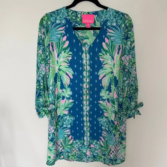 Lilly Pulitzer Blue and Green Tropical Dress, size XS - Picture 1 of 7